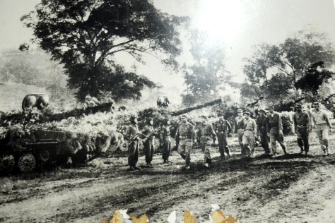 Comrades Phounsipaseath and Samane Vilyketh, members of the army section of the party central committee carry out mobilization amongst the soldiers of the tank division before going to the battlefield.