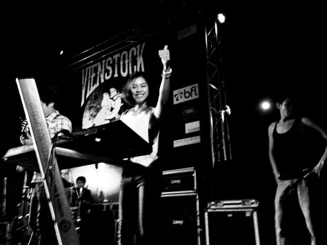 1393687420-916478-36-2